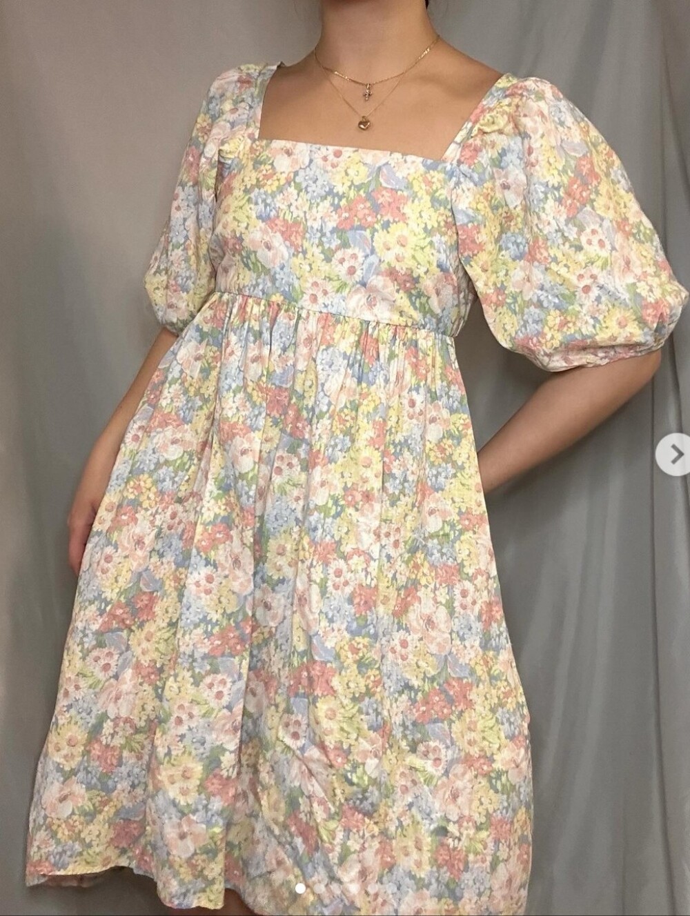 Pastel Floral Puff-Sleeve Midi Dress